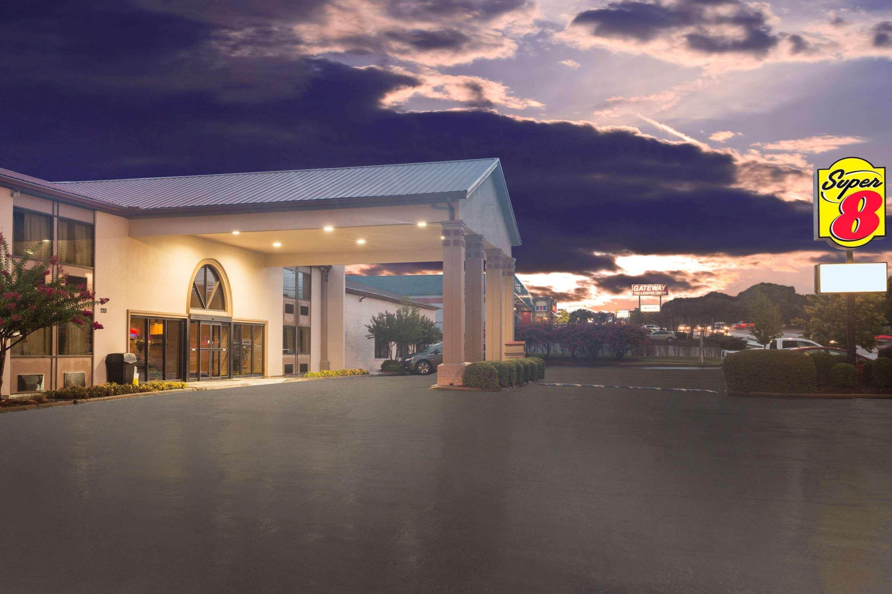 Hotel Super 8 By Wyndham Oxford Exterior foto